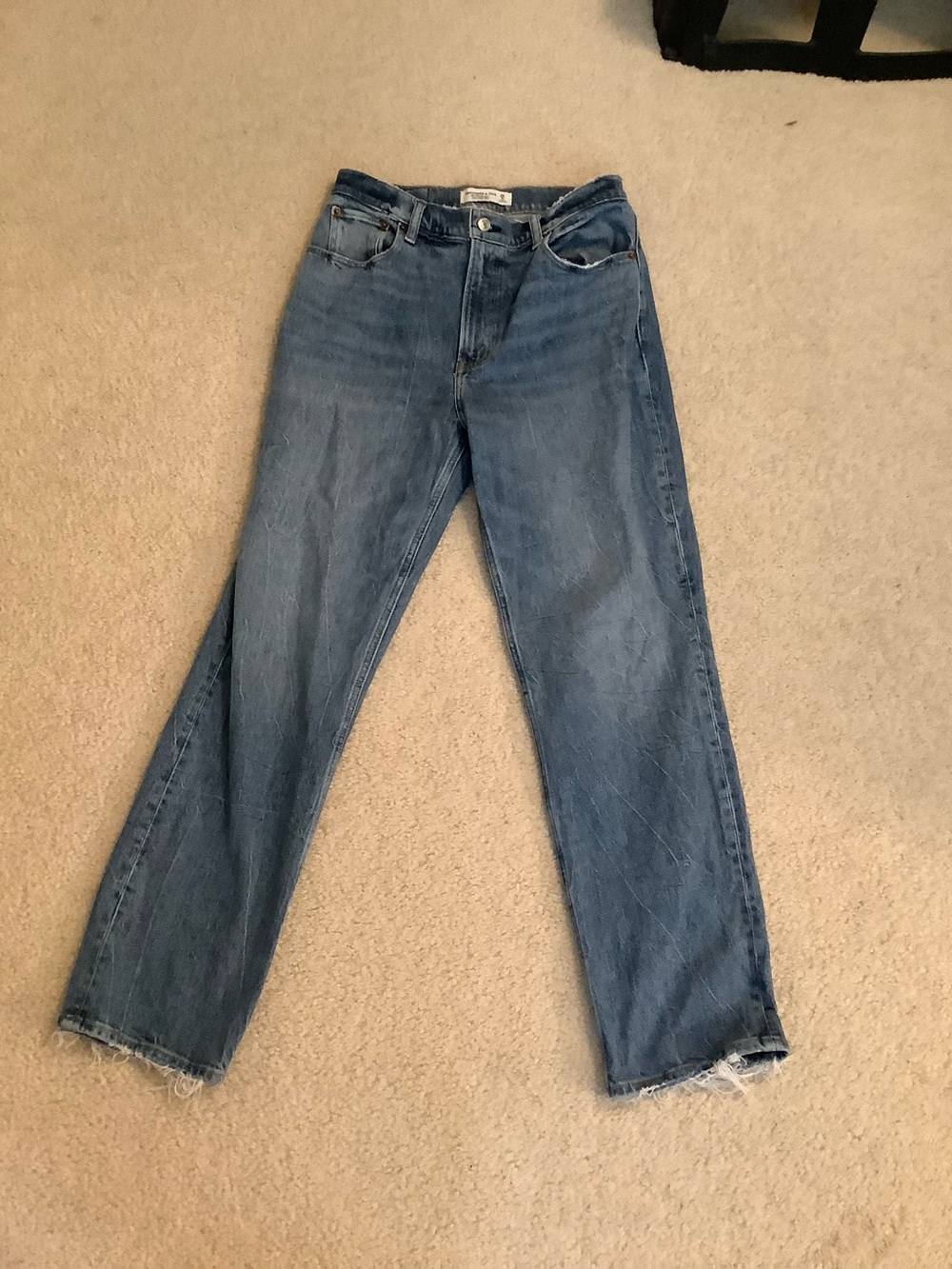 Abercrombie & Fitch The 90’s Straight Ultra High Rise Blue Denim Jeans size 6S
